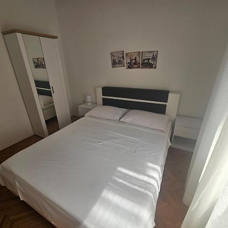 Anna Apartment Marina Kültér fotó