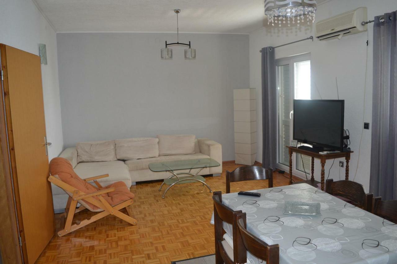 Anna Apartment Marina Kültér fotó